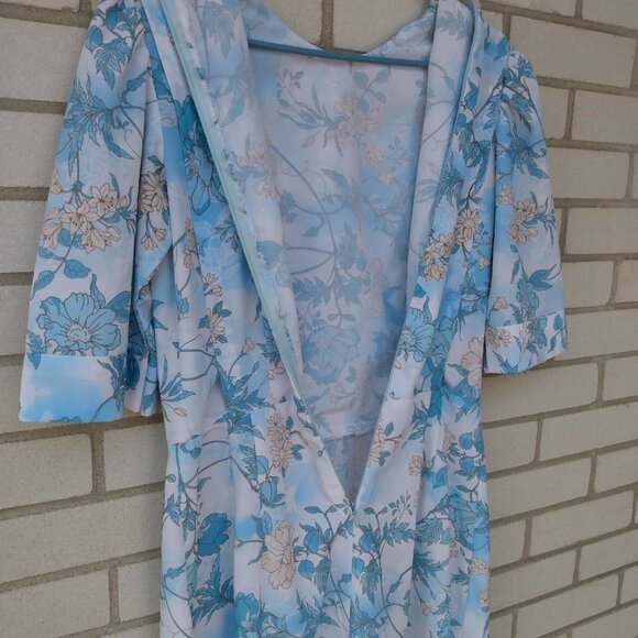 Amish Mennonite Cape Dress 38.5"B 30.5"W Handmade Modest Blue Floral Lightweight - Picture 9 of 9